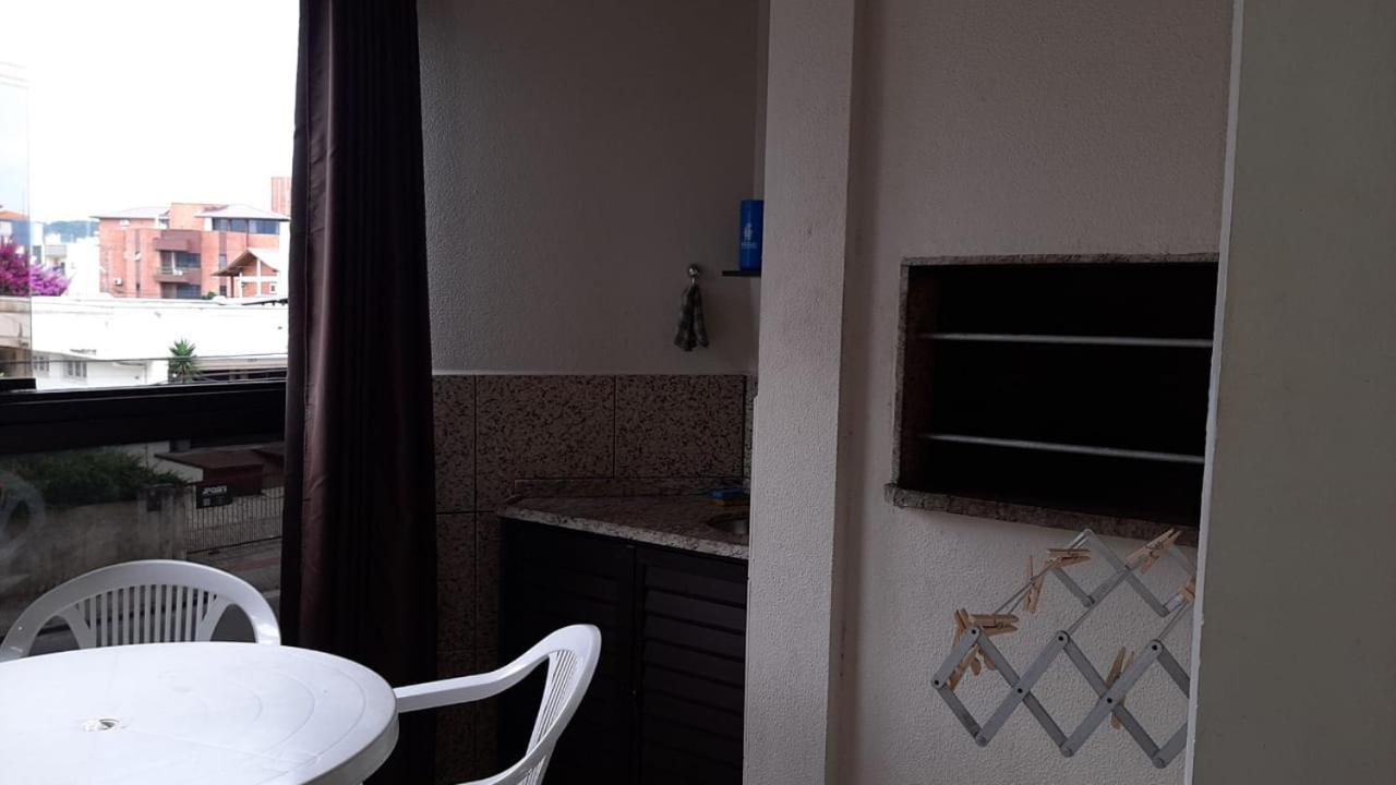 Apartamento Em Ingleses Apartamento